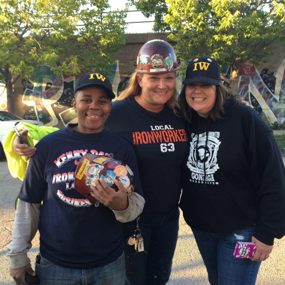 Hey New York Times Women Wear Hard Hats Too Afl Cio