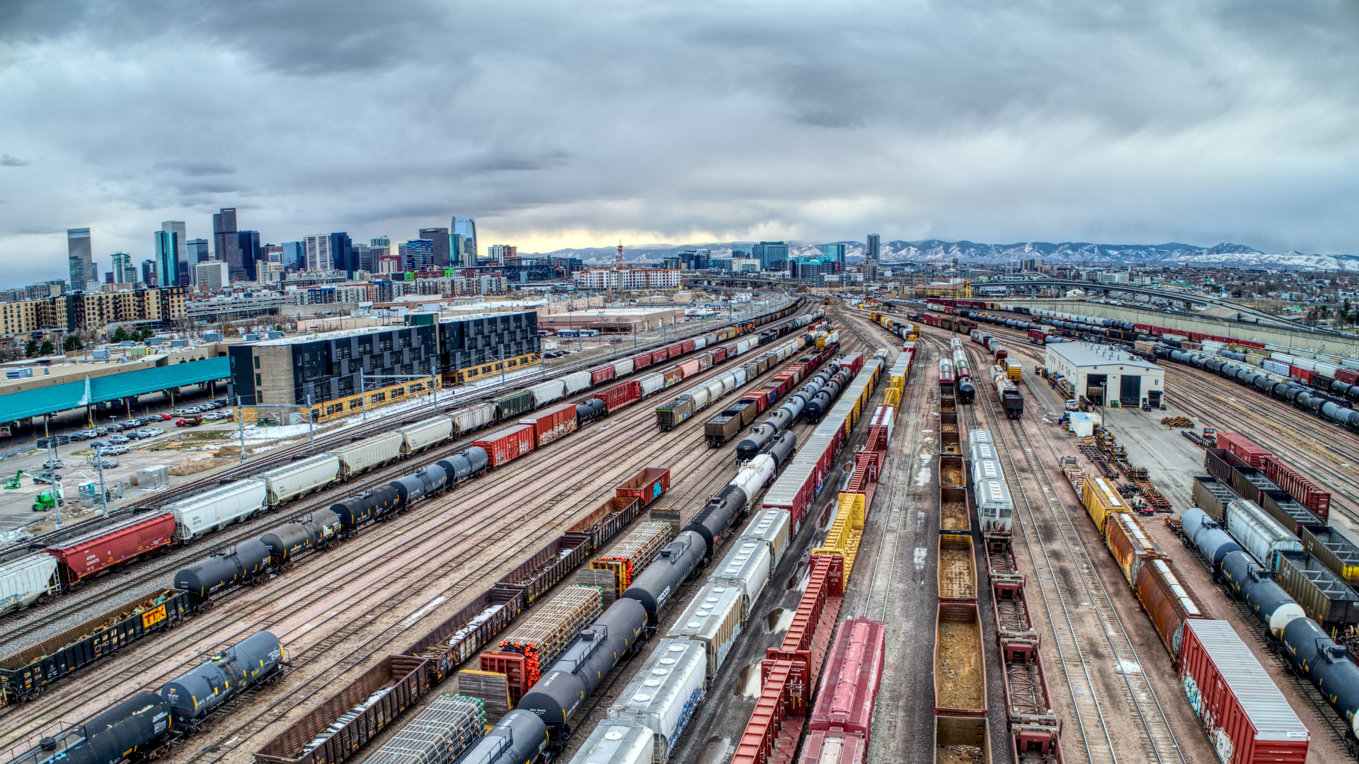 Sign the Petition: Support Freight Rail Workers