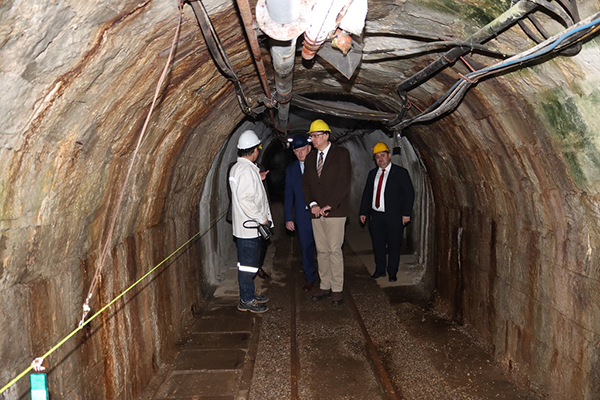 IndustriALL officials visit mine